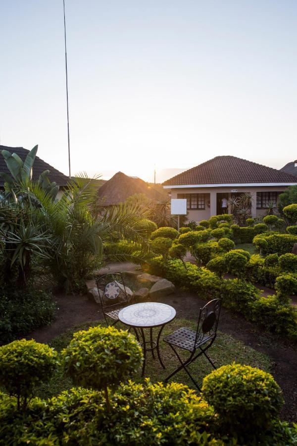 Nongoma Lodge&Inn CC Exterior foto